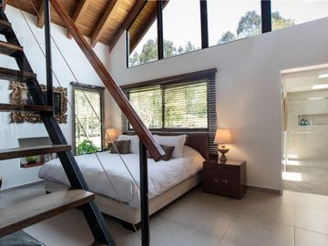 FINCA EN VENTA  LOS PINOS POLO CLUB MOSQUERA