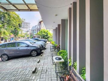 EXECUTIVE GUESTHOUSE at Jl DANAU LIMBOTO, BENDUNGAN HILIR