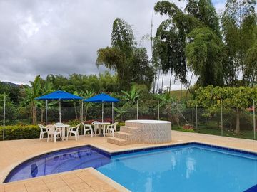 VENTA HERMOSA FINCA LA CUMBRE -SECTOR ARBOLEDAS