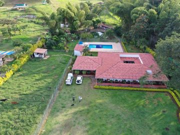 VENTA HERMOSA FINCA LA CUMBRE -SECTOR ARBOLEDAS
