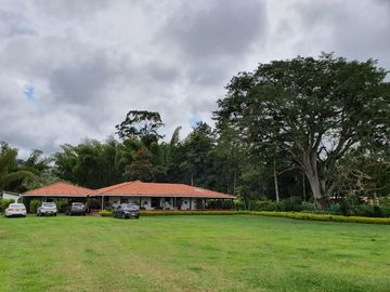 VENTA HERMOSA FINCA LA CUMBRE -SECTOR ARBOLEDAS