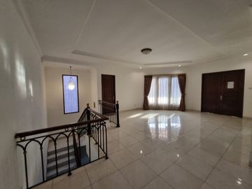 Rumah Sewa (Semi Furnish) Villa Belimbing Kav C Kemang Timur Jakarta Selatan