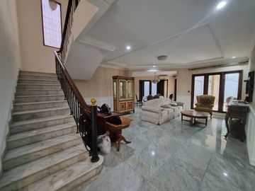 Rumah Sewa (Semi Furnish) Villa Belimbing Kav C Kemang Timur Jakarta Selatan