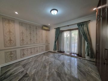 Rumah Sewa (Semi Furnish) Villa Belimbing Kav C Kemang Timur Jakarta Selatan