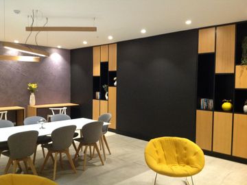 Venta Suite 63m2 con amplio balcón sector Naciones Unidas