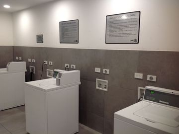 Venta Suite 63m2 con amplio balcón sector Naciones Unidas