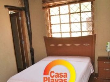 Casa al pie del mar con piscina VENDO en PLAYAS VILLAMIL, via a Data Posorja.