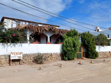 Zona HOTELERA - Casa de Playa con Vista Panorámica al Mar.