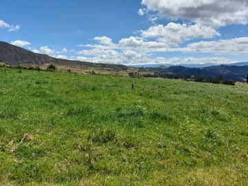 Hacienda lechera ganadera de venta en Nabón a 1 hora de Cuenca completamente tecnificada