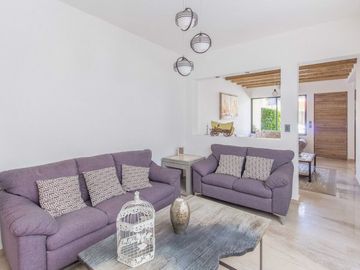 Casa en Venta con 4 Recamaras alberca a 15 minutos de Cuernavaca en Jiutepec Morelos