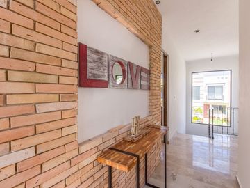 Casa en Venta con 4 Recamaras alberca a 15 minutos de Cuernavaca en Jiutepec Morelos