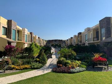Casa en Venta con 4 Recamaras alberca a 15 minutos de Cuernavaca en Jiutepec Morelos