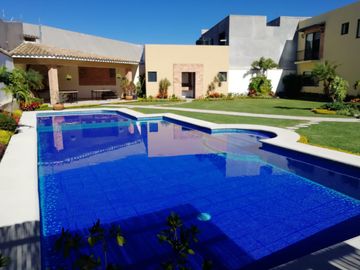 Casa en Venta con 4 Recamaras alberca a 15 minutos de Cuernavaca en Jiutepec Morelos