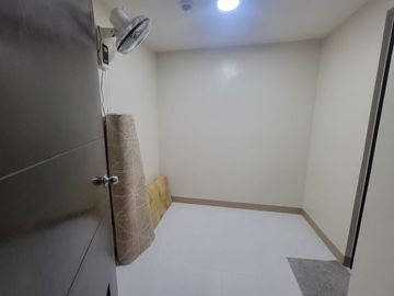 Executive One Bedroom with Parking Slot in Palladium Megaworld Iloilo