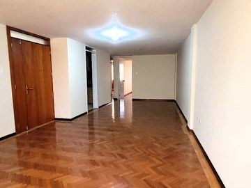 Venta Edificio Rentero al Norte sector Carcelen para Inversionistas