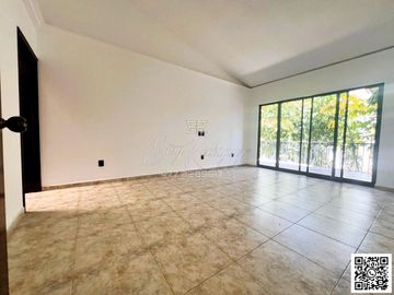 CASA EN VENTA, PRIMERA SECCIÓN DE BALCONES DEL CAMPESTRE, LEÓN, GTO; SUPER PRECIO DE OPORTUNIDAD.