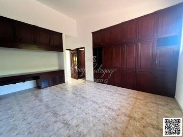 CASA EN VENTA, PRIMERA SECCIÓN DE BALCONES DEL CAMPESTRE, LEÓN, GTO; SUPER PRECIO DE OPORTUNIDAD.