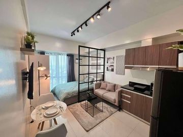 Your Next Smart Investment: Ideal for Airbnb, Rentals, or a Cozy City Home with Your Pet!