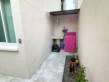 Casa con alberca, roof garden con jacuzzi