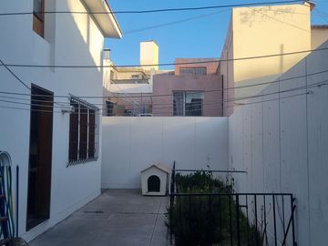 HERMOSA CASA EN VENTA EN LA CALLE MANUEL UGARTECHE - SELVA ALEGRE