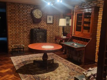 HERMOSA CASA EN VENTA EN LA CALLE MANUEL UGARTECHE - SELVA ALEGRE