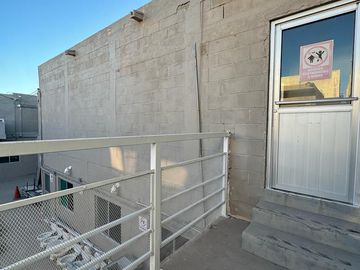 Propiedad en venta para escuela u oficinas en Colonia Las Flores cerca del Periferico Norte Hermosillo Sonora