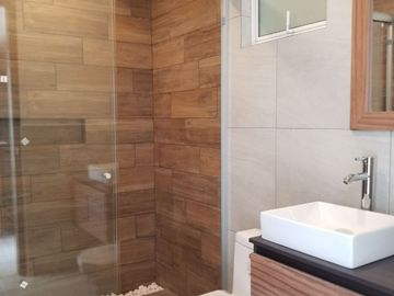 Estrene nuevo Departamento a 800 metros de la estación Lerma del Tren Interurbano y una cuadra de Walmart Plazas Outlet.