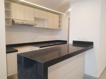 Estrene nuevo Departamento a 800 metros de la estación Lerma del Tren Interurbano y una cuadra de Walmart Plazas Outlet.