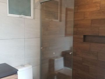 Estrene nuevo Departamento a 800 metros de la estación Lerma del Tren Interurbano y una cuadra de Walmart Plazas Outlet.