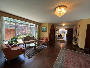 VENTA CASA  970 M2 - CHACARILLA – SURCO – HERMOSA