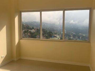 Luxury House for Sale with Overlooking Mountain View in Baguio City