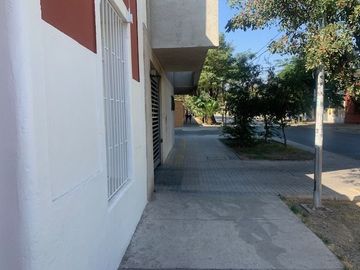 VENDEMOS GRAN CASA EN QUINTA NORMAL