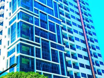 New Modern Condo: One Manchester Place Mactan Newtown with Stunning Ocean View
