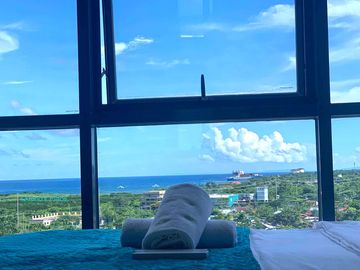 New Modern Condo: One Manchester Place Mactan Newtown with Stunning Ocean View