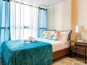 New Modern Condo: One Manchester Place Mactan Newtown with Stunning Ocean View