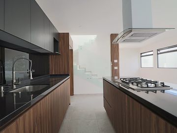 Casa Nueva en Venta en Cañadas del bosque Morelia