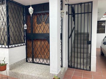 CASA RENTERA, SANGOLQUI. inchalillo