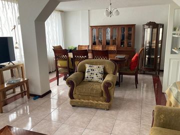 CASA RENTERA, SANGOLQUI. inchalillo