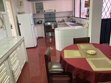 CASA RENTERA, SANGOLQUI. inchalillo