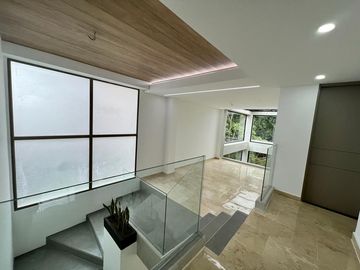 CASA CAMPESTRE EN ENVIGADO-LOMA DEL ESMERALDAL