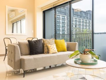 Rush Sale!  2BR Unit in St. Moritz Private Estate Mckinley West Taguig
