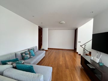 Venta De Casa Moderna En Condominio Privado – Sol De La Molina