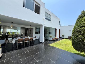 Venta De Casa Moderna En Condominio Privado – Sol De La Molina