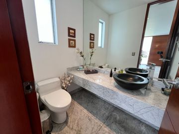 Venta De Casa Moderna En Condominio Privado – Sol De La Molina
