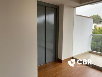 VENDO DÚPLEX DE ESTRENO EN SURCO