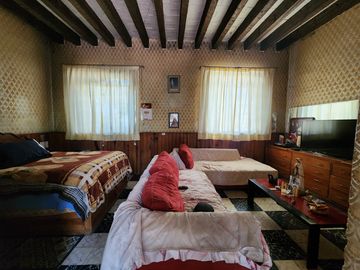 Casa de una planta para Remodelar en Av Hidalgo, Colonia San Bernardino.