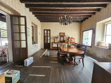 Casa de una planta para Remodelar en Av Hidalgo, Colonia San Bernardino.