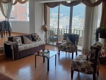 DEPARTAMENTO en venta, Av Eloy Alfaro, 3 dormitorios, estacionamiento, piscina
