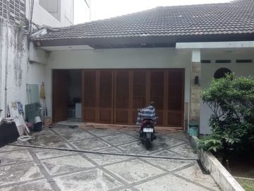 For Rent 1 Floor Large House with Garden & Pool, in Cipete, South Jakarta