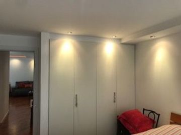 Venta Departamento Calle Agustín Azkunaga y Av. Brasil Sector Quito Tenis